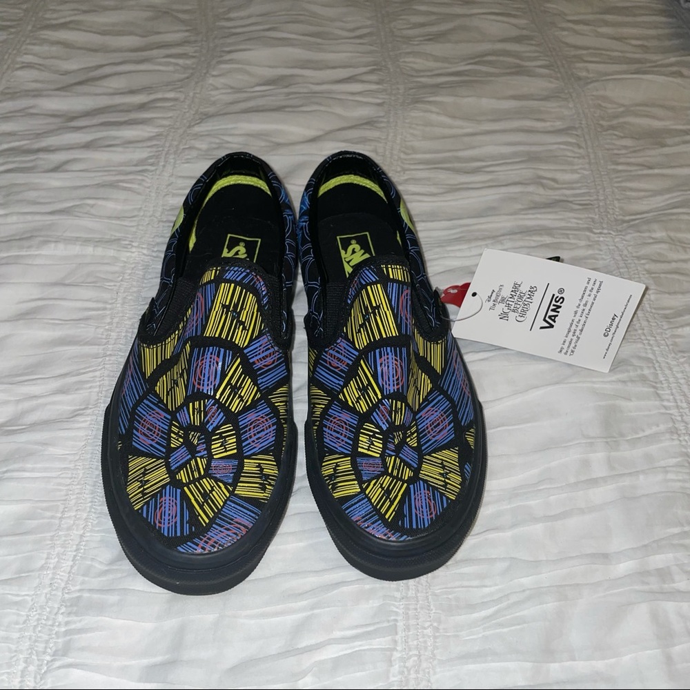 Nightmare Before Christmas Vans NEW 5.5women 4 men